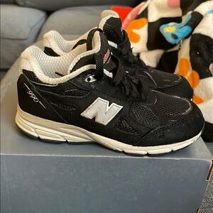 New Balance Kids' Black Sneakers